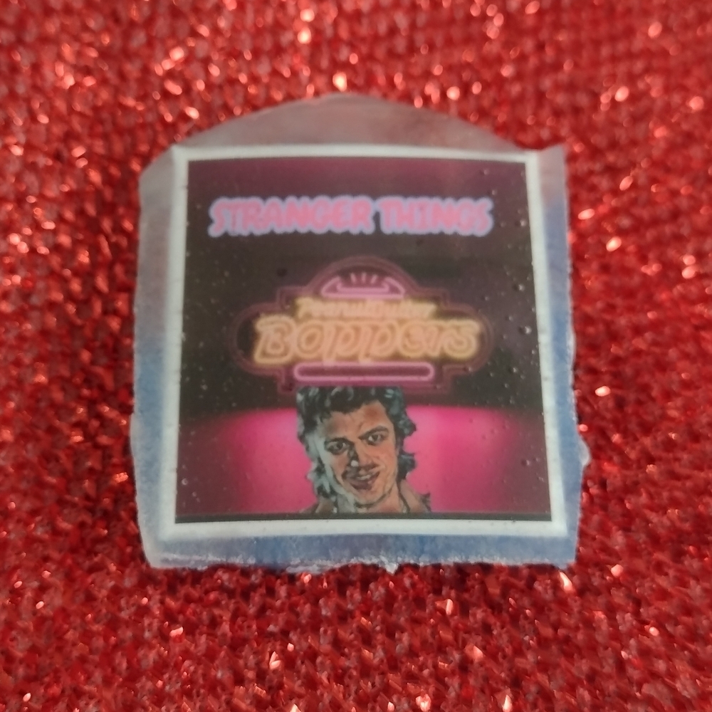 STEVE HARRINGTON STRANGER THINGS PEANUT BUTTER BOPPERS HANDMADE GLOW PIN